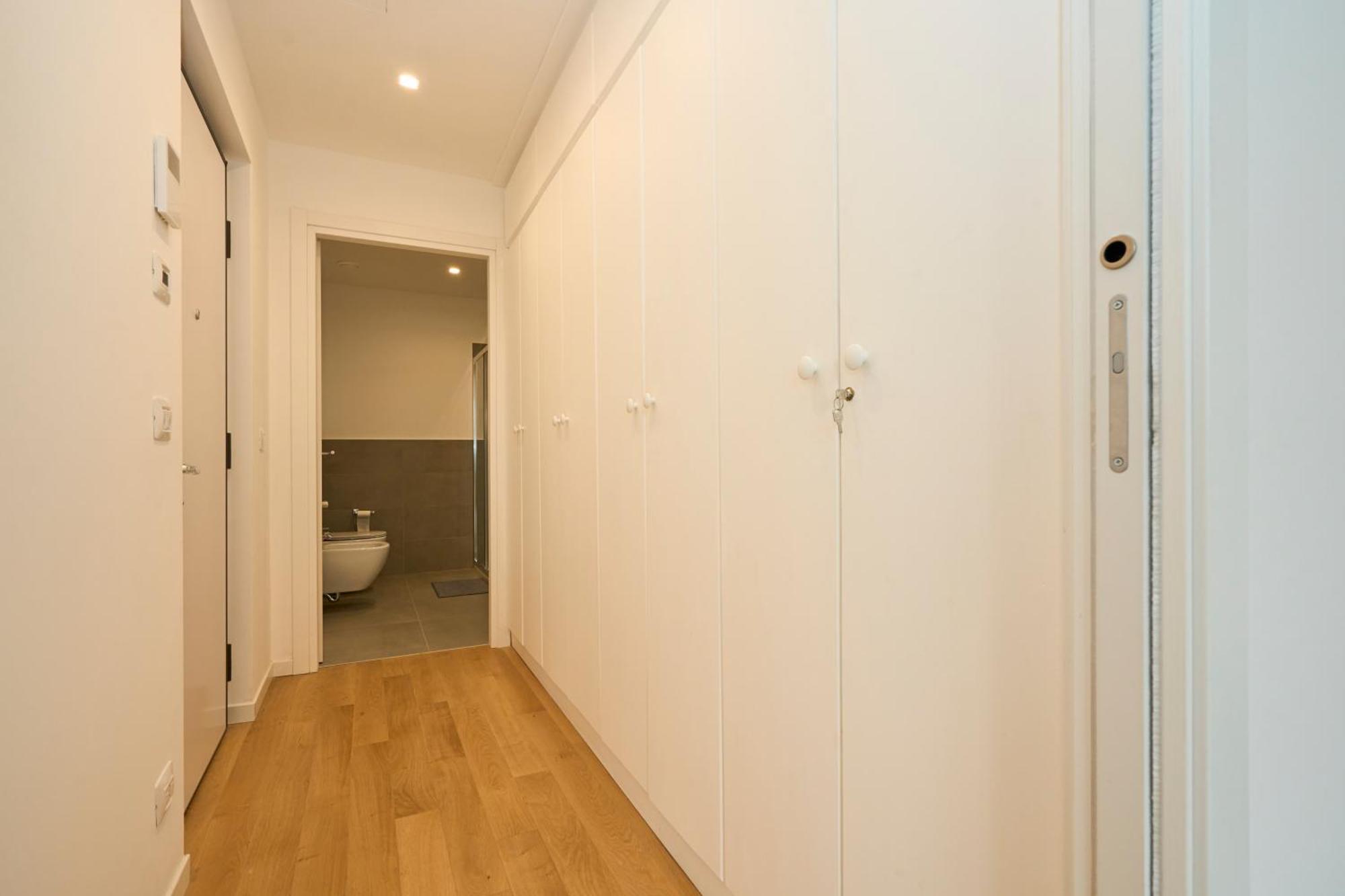 Luxury Design Suite - 20 Minutes From Duomo-Navigli ミラノ エクステリア 写真